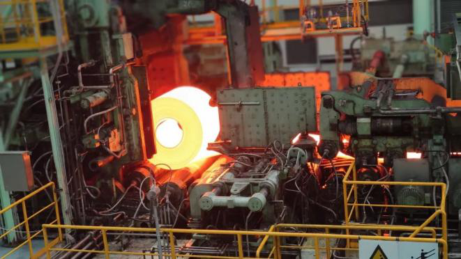 寶鋼德盛熱軋廠乙班創(chuàng)下班產(chǎn)卷數(shù)新紀錄：374卷